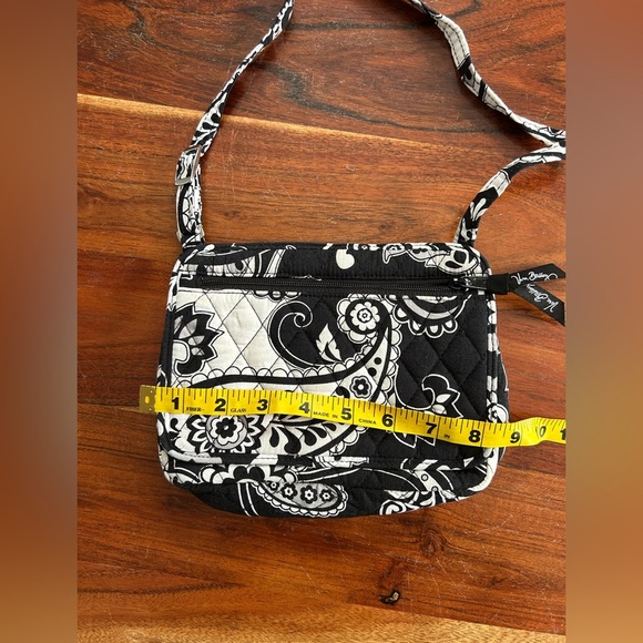 Vera Bradley midnight paisley cross body purse - Picture 6 of 7